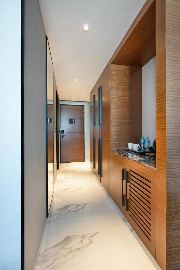 Asiana Grand Hotel Dubai Ngoại thất bức ảnh A room at the hotel