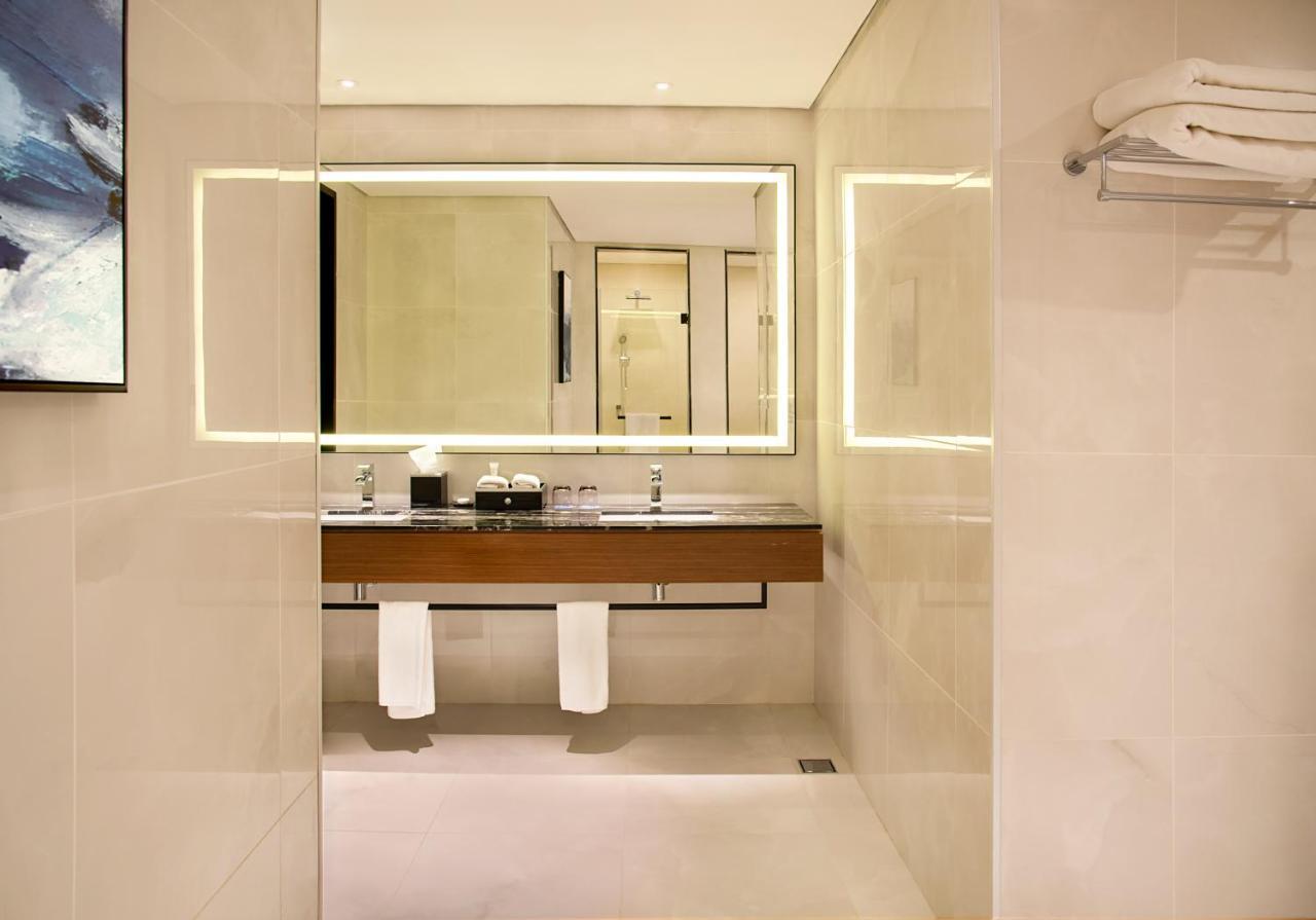 Asiana Grand Hotel Dubai Ngoại thất bức ảnh Bathroom
