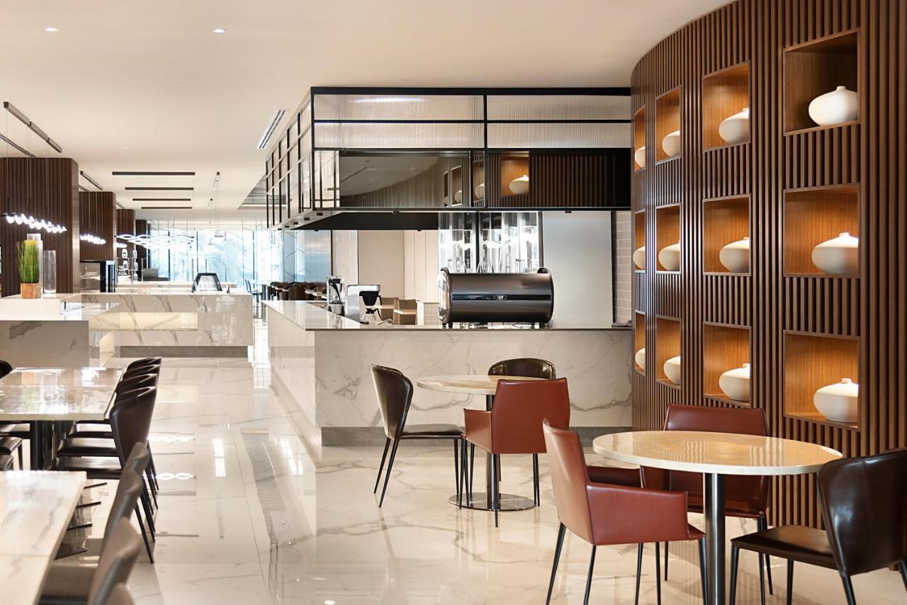 Asiana Grand Hotel Dubai Ngoại thất bức ảnh The lounge at the airport