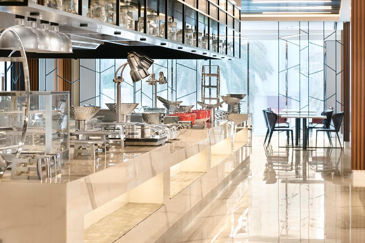 Asiana Grand Hotel Dubai Ngoại thất bức ảnh The kitchen at the restaurant